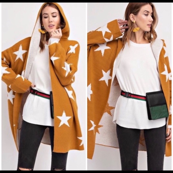 Star Cardigan with Hoodie in Camel/Winter White 🐫 - Picture 3 of 4